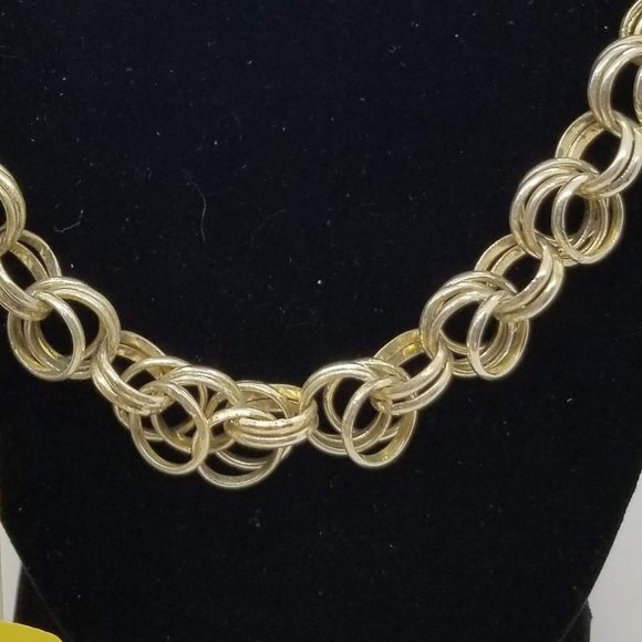 Silver Plated Picenes Necklace - Picture 7 of 11